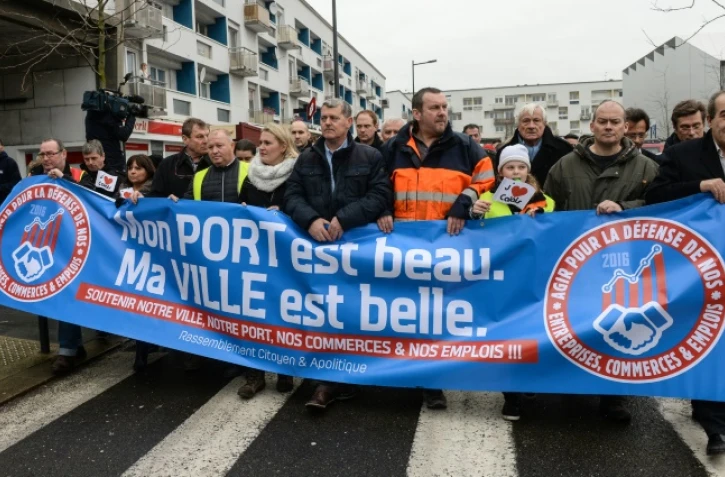 Des calaisiens défilent pour "soutenir les emplois", le 24 janvier 2016