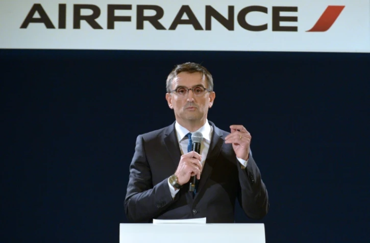 Xavier Broseta, le directeur-général adjoint des Ressources humaines d'Air France, en conférence de presse à Paris le 5 octobre 2015