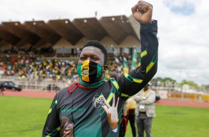 Un militant du Congrès national africain (ANC) le 8 janvier 2022 à Polokwane, en Afrique du sud