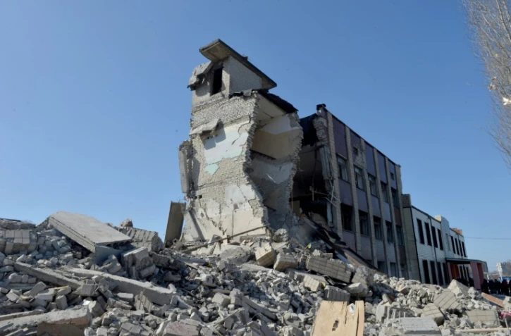 Une école détruite par un bombardement russe, le 23 mars 2022 à Kharkiv, en Ukraine