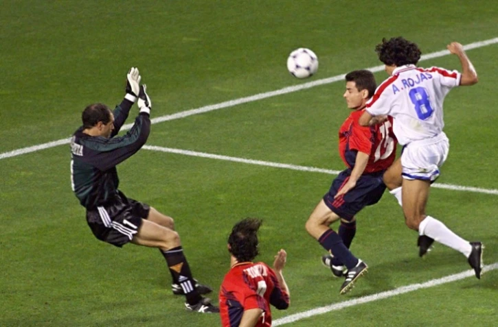 Andoni Zubizarreta, le 19 juin 1998 au stade Geoffroy-Guichard de Saint-Etienne lors du match du Mondial-98 Espagne-Paraguay