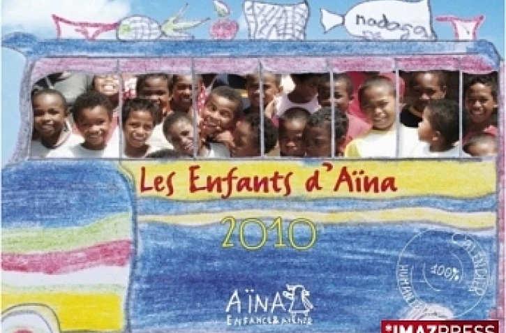 Le calendrier 2010 de l'association Aïna est disponible dans toutes les grandes surfaces