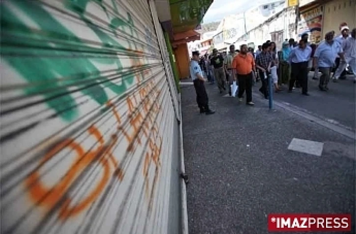 Mardi 22 Septembre 2009

Marche blanche à Saint-Paul