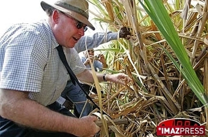 Dominique Bussereau, lors d'une précédente visite ministérielle à La Réunion