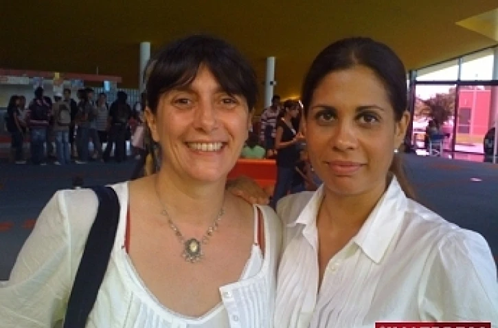 Sylvie Pialat (à gauche) en compagnie de Fabienne Redt. La productrice du cinéaste français Maurice Pialat avait séjourné à La Réunion en avril 2009