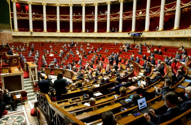 Session de questions au gouvernement à l'Assemblée nationale à Paris, le 9 février 2021