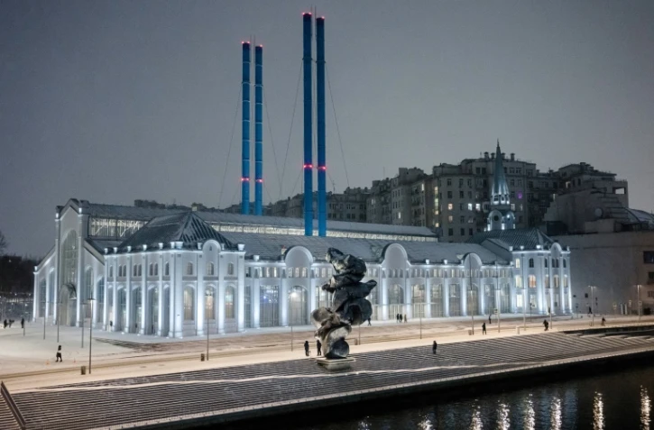 Le GES-2, ancienne centrale thermique pré-révolutionnaire transformée par l'architecte italien Renzo Piano, en temple de l'art contemporain, sur les rives de la Moskova, à Moscou, le 2 décembre 2021