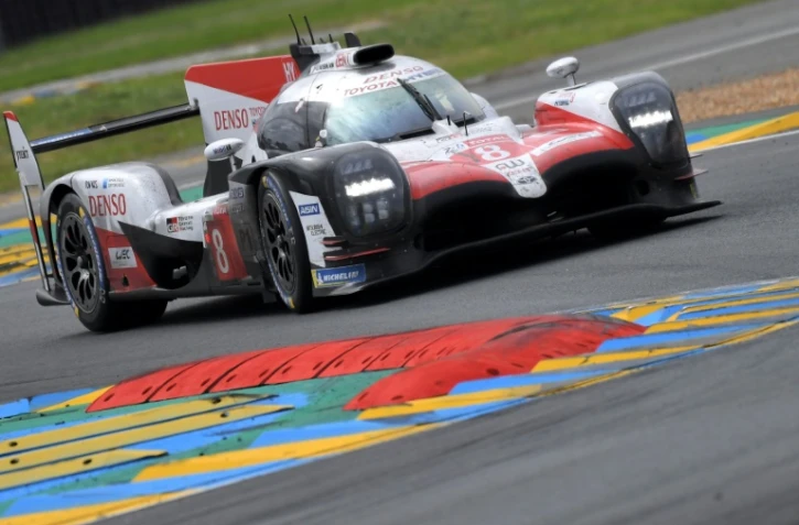 L'Espagnol Fernando Alonso à bord de la Toyota N.8 remporte les 24 Heures du Mans, le 17 juin 2018 