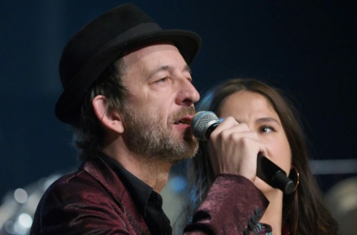 Izia Higelin et son frère Arthur H rendent hommage à leur père Jacques, lors de la 43e édition du Printemps de Bourges, à Bourges le 18 avril 2019