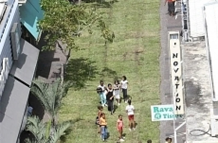 Mardi 27 Octobre 2009

De la pelouse dans la rue Maréchal Leclerc