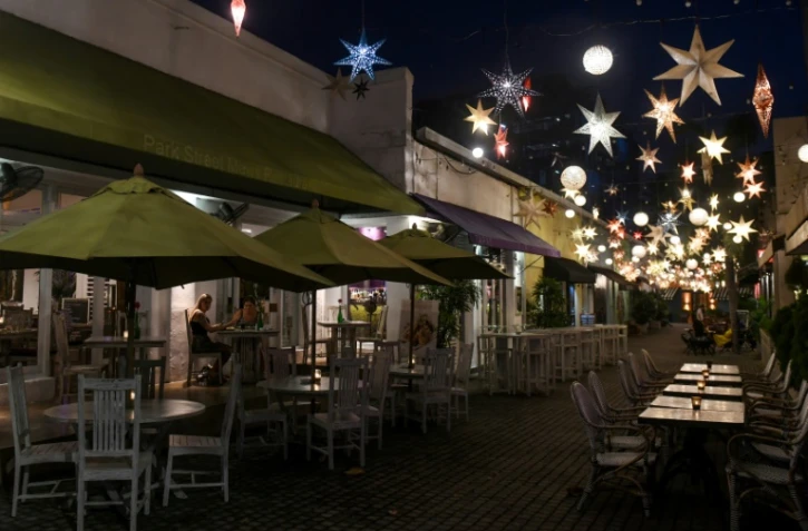 Park Street Mews, rue piétonne pleine de restaurants et bars de Colombo, le 4 mai 2019