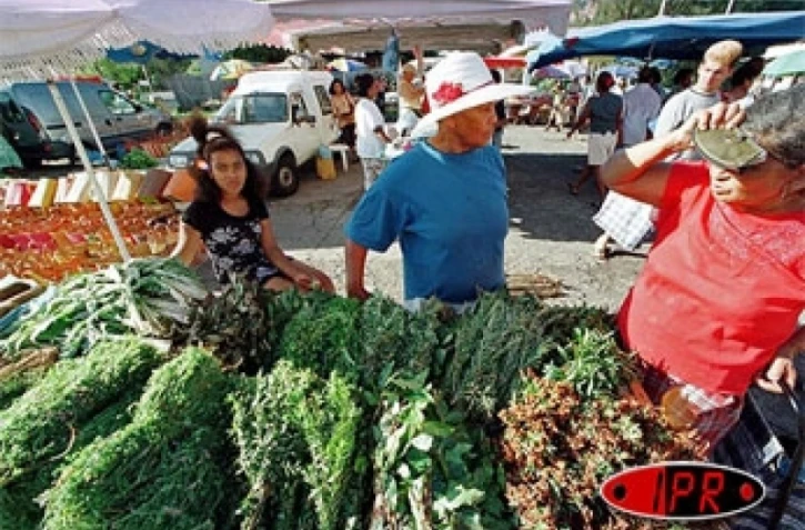 Marché local - Archives