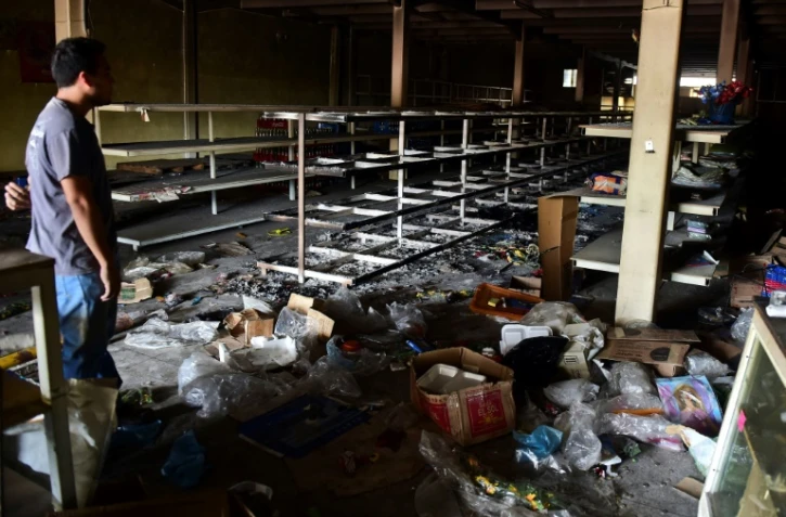 Un supermarché dévasté à Valencia dans l'état de Carabobo State, le 5 mai 2017