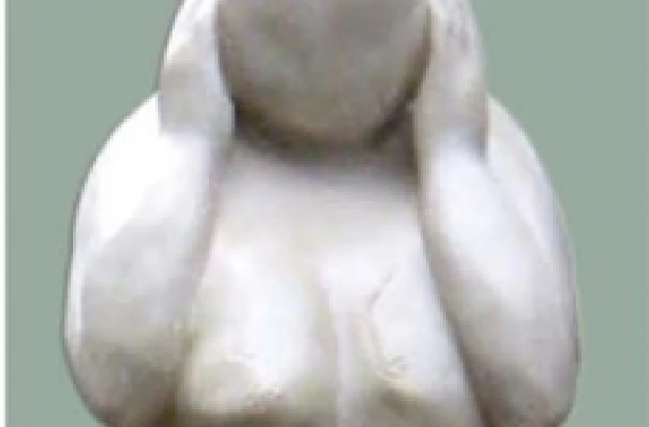La statue poème de Florence Lafleur contre les violences faites aux femmes