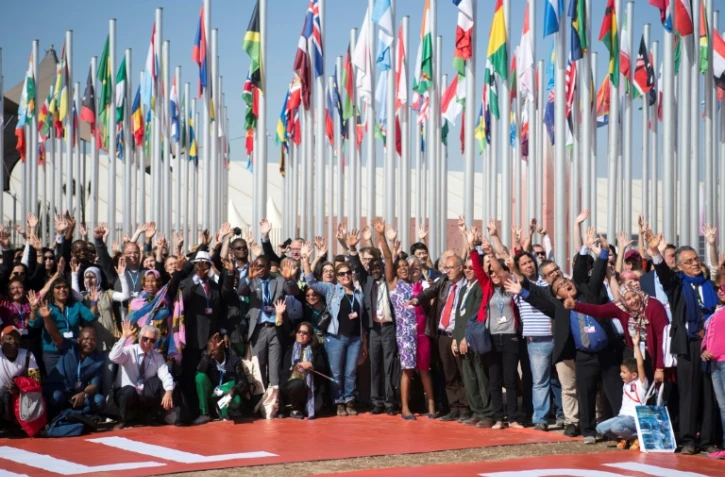 Des membres des délégations internationales lors de la conférence COP22 sur le climat à Marrakech, le 18 novembre 2016
