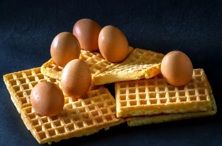 Certains élevages français de poules pondeuses ont utilisé de l'amitraze, un insecticide interdit pour les élevages de volailles