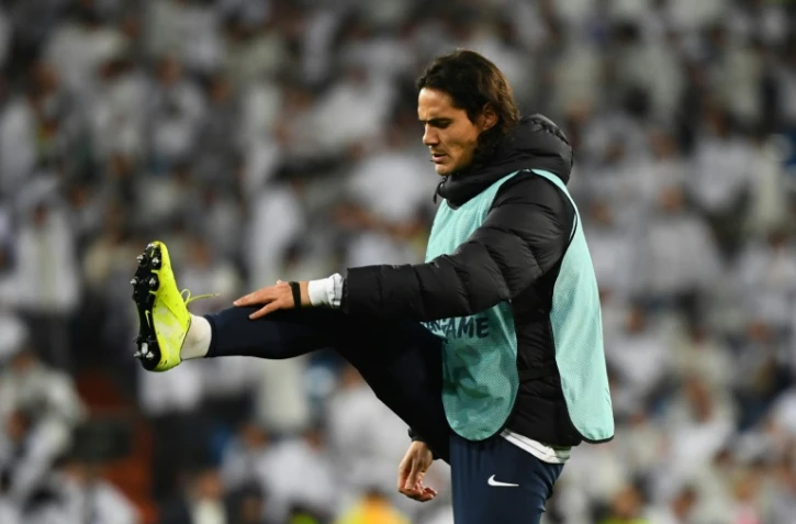 L'attaquant uruguayen du PSG Edinson Cavani s'échauffe lors du match de Ligue des champions contre le Real, le 26 novembre 2019 à Madrid 