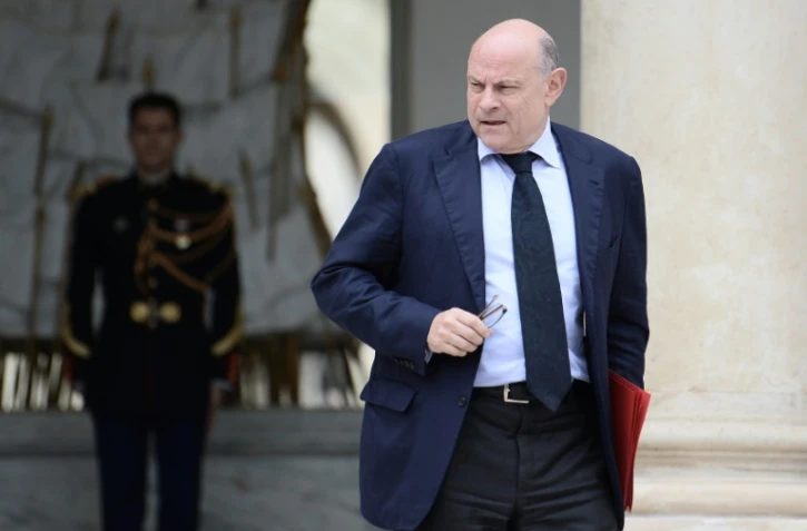 Jean-Marie Le Guen,  secrétaire d'Etat aux Relations avec le Parlement, à la sortie du conseil des ministres le 18 mai 2016 à Paris