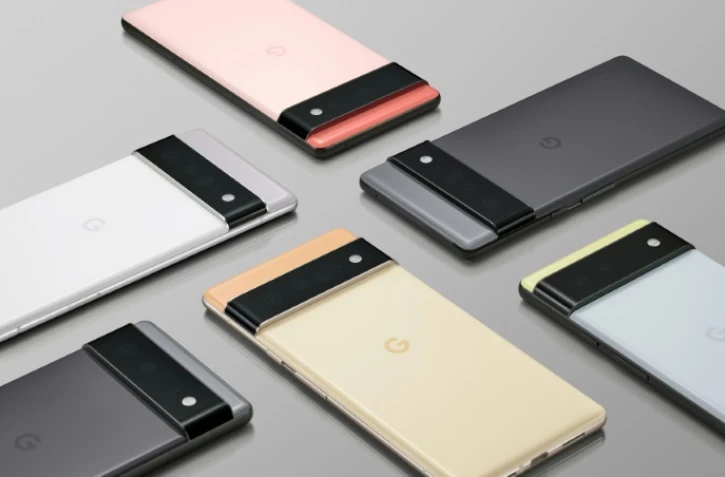 Photo fournie par Google le 30 juillet 2021 de son Pixel 6, sa nouvelle gamme de smartphones