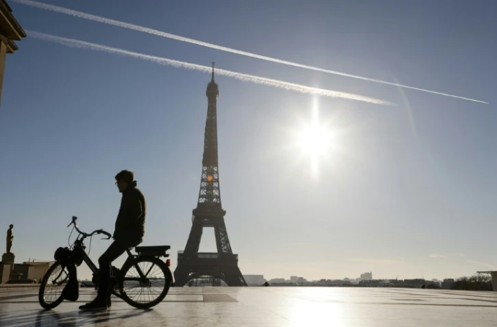 La Tour Eiffel, ici le 18 novembre 2020, est fermée jusqu'à nouvel ordre
