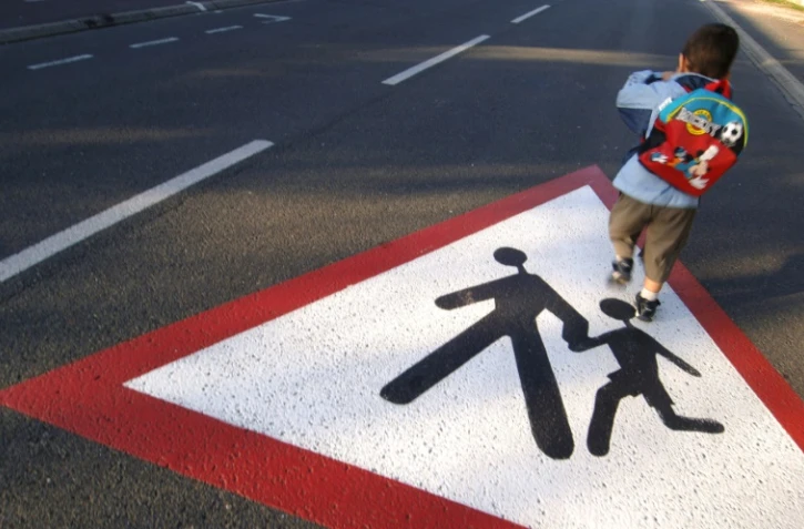 Une étude épidémiologique menée en France montre que l'exposition des femmes enceintes au bisphénol A, au triclosan et à certains phtalates, est associée à des troubles du comportement chez leurs petits garçons.