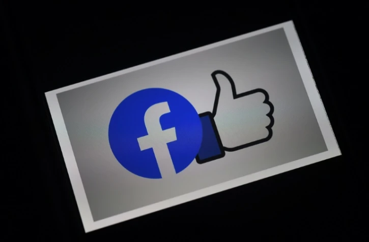 Facebook, dont on voit ici le logo, promet d'investir "au moins" un milliard de dollars dans les contenus d'actualité sur les trois prochaines années