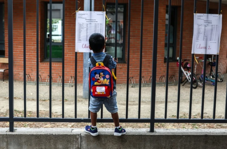 Devant l'école Cuvier, à Toulouse, le 1er septembre 2022,jour de la rentrée des classes