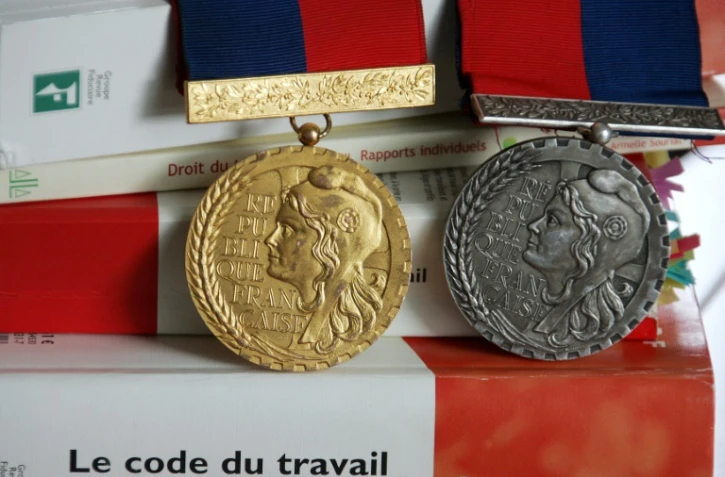 Le gouvernement envisage de plafonner les indemnités prud'homales en cas de licenciement abusif à un mois de salaire par année d'ancienneté, dans la limite de 20 mois