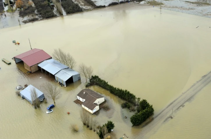 Vue aérienne prise le 3 mars 2010 du village inondé de L'Aiguillon-sur-Mer 4 jours après la tempête Xynthia