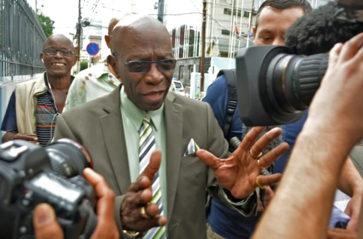 L'ancien vice-président de la Fifa Jack Warner à son arrivée au Palais de justice de Port-d'Espagne, le 2 décembre 2015