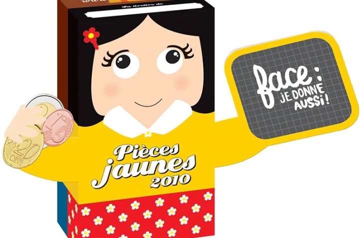 &quot;Face&quot; est la nouvelle ambassadrice de l'opération pièces jaunes 2010, illustration de la nouvelle tirelire