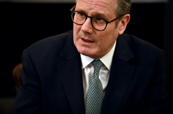 le Premier ministre britannique Keir Starmer préside une table ronde avec des chefs d'entreprise britanniques à Downing Street, le 3 avril 2025 à Londres