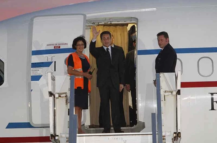 Lundi 18 Janvier 2010

Arrivée du Président de la République Nicolas Sarkozy
