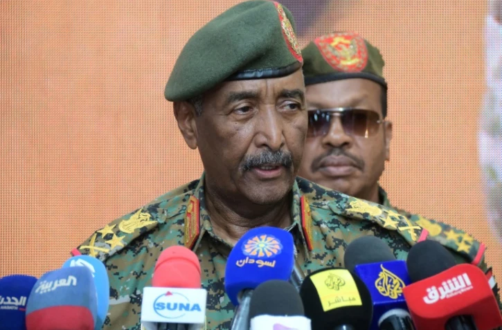 Le général Abdel Fattah al-Burhane, le 29 avril 2025 à Port-Soudan, au Soudan