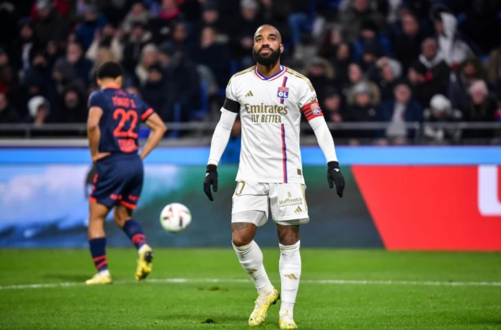L'attaquant français de Lyon Alexandre Lacazette lors du match de L1 entre l'Olympique Lyonnais et le LOSC, à Lyon, le 26 novembre 2023