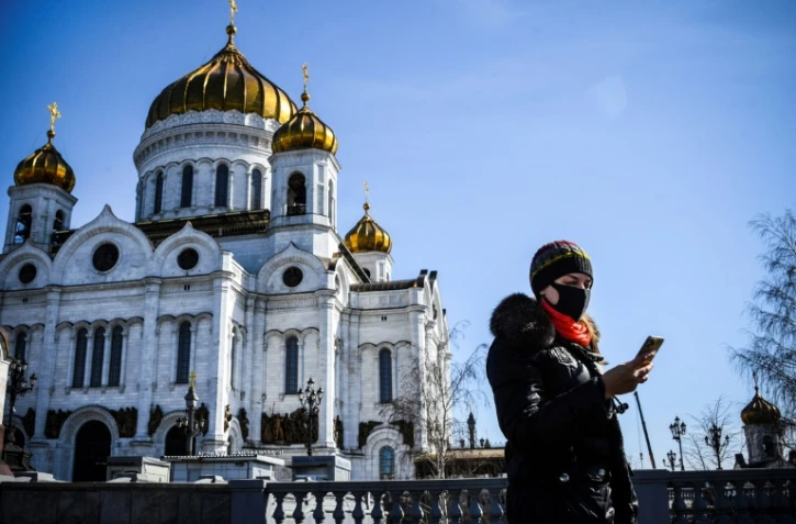 Devant la cathédrale du Christ-Sauveur à Moscou, le 26 mars 2020