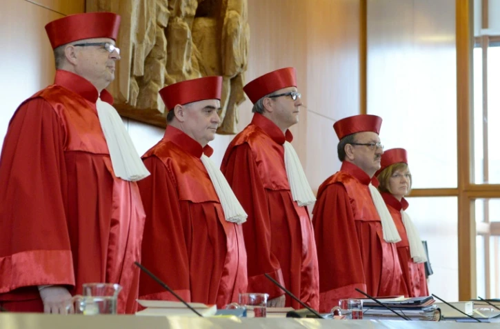 Les juges à la Cour constitutionnelle examinent le 1er mars 2016, à Karlsruhe (sud-ouest de l'Allemagne) une demande d'interdiction du parti néo-nazi NPD