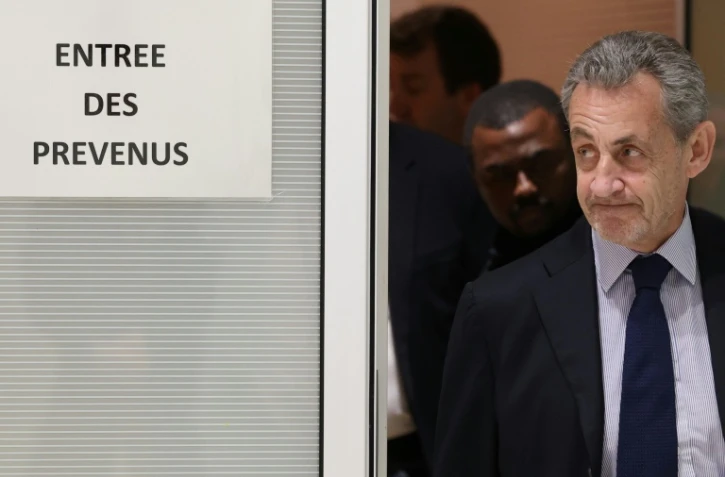 Nicolas Sarkozy au tribunal à Paris lors de son procès pour financement illégal de campagne, le 27 mars 2025
