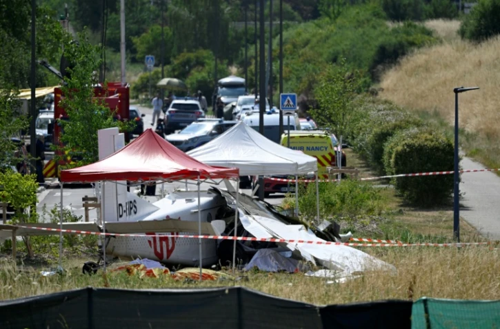 L'épave d'un avion léger Pilatus PC-6 qui s'est écrasé à Tomblaine, près de Nancy, le 28 juin 2026 en Meurthe-et-Moselle