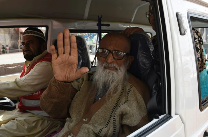 Abdul Sattar Edhi, fondateur d'une organisation civile caritative au Pakistan, à Karachi le 15 février 2016