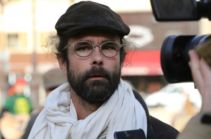 L'agriculteur Cédric Herrou devant le palais de justice de Nice, le 4 janvier 2017