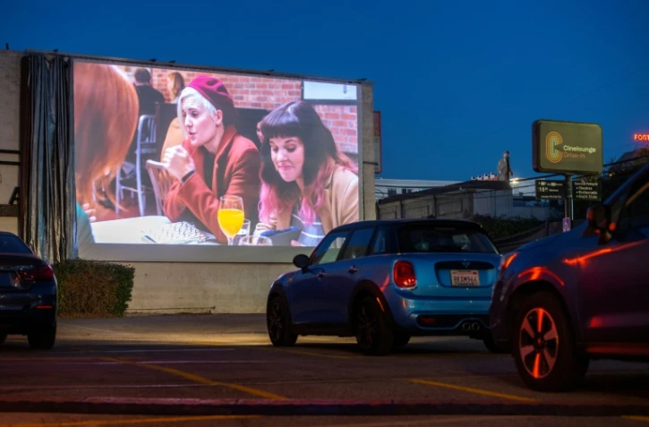 Cinéma Drive-In au temps du coronavirus à Hollywood le 4 décembre 2020