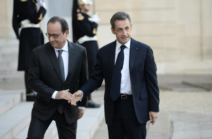 François Hollande reçoit NIcolas Sarkozy à l'Elysée, le 15 novembre 2015
