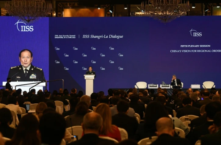 Le ministre chinois de la Défense Wei Fenghe s'adresse au sommet "Shangri-La Dialogue" sur la sécurité en Asie-Pacifique, le 12 juin 2022 à Singapour