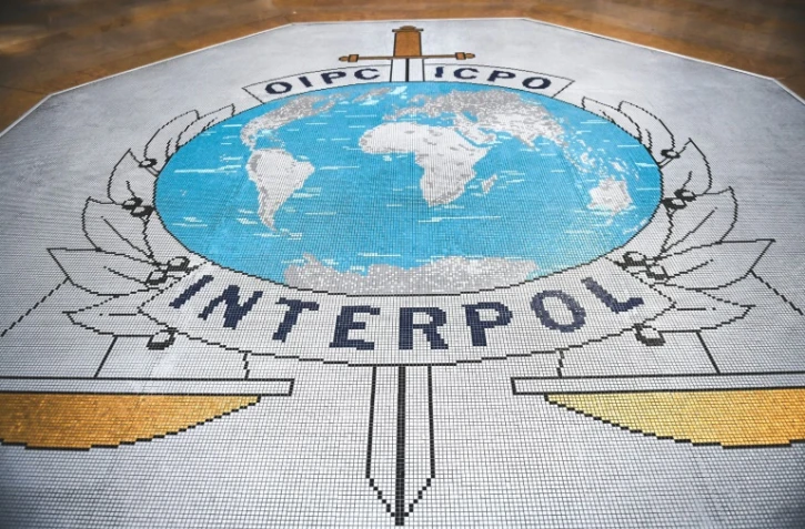L'opération annuelle d'Interpol de lutte contre la fraude en ligne a battu des records en 2024 avec plus de 5.500 arrestations et 400 millions de dollars saisis dans le monde