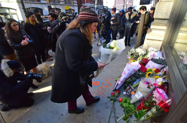 Rassemblement devant le domicile new-yorkais de David Bowie, le 11 janvier 2016