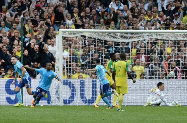 L'attaquant marseillais Lucas Ocampos (g) vient de marquer l'unique du match entre Nantes et l'OM, le 12 août 2017 à la Beaujoire