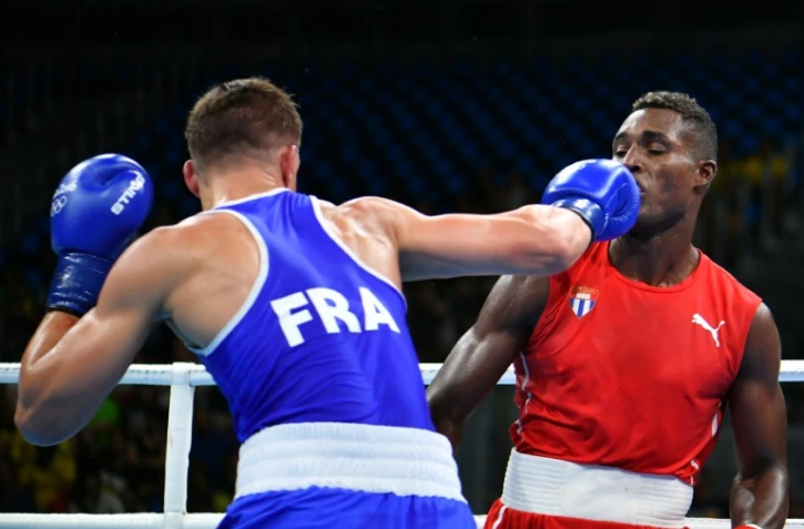 Le boxeur français Mathieu Bauderlique face au Cubain Julio Cesar La Cruz en quart de finale des moins de 81 kg, aux JO de Rio le 16 août 2016