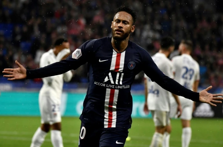La star du PSG Neymar buteur décisif sur le terrain de Lyon, le 22 septembre 2019 à Décines-Charpieu