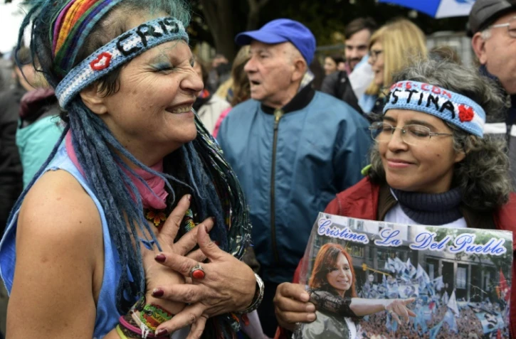 Les soutiens de Cristina Kirchner manifestent devant le tribunal à Buenos Aires, le 21 mai 2019